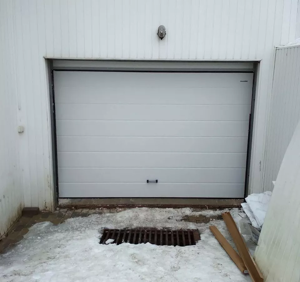 Гаражные секционные ворота DoorHan в Тарасово